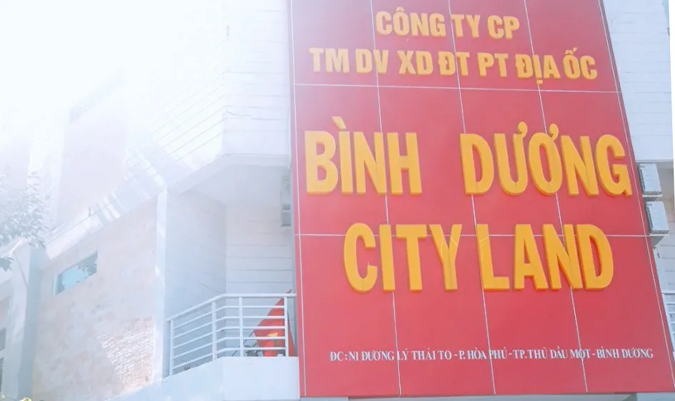 Bắt giam 2 lãnh đạo Công ty Bình Dương City Land. Ảnh: X.A