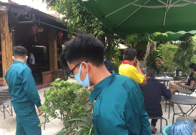 Lực lượng phong toả hiện trường