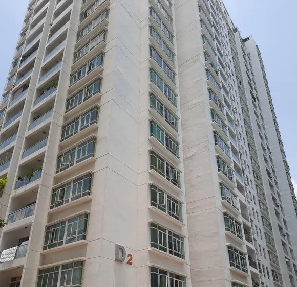 Điều tra vụ người đàn ông nghi rơi từ tầng cao chung cư tại Nhà Bè 