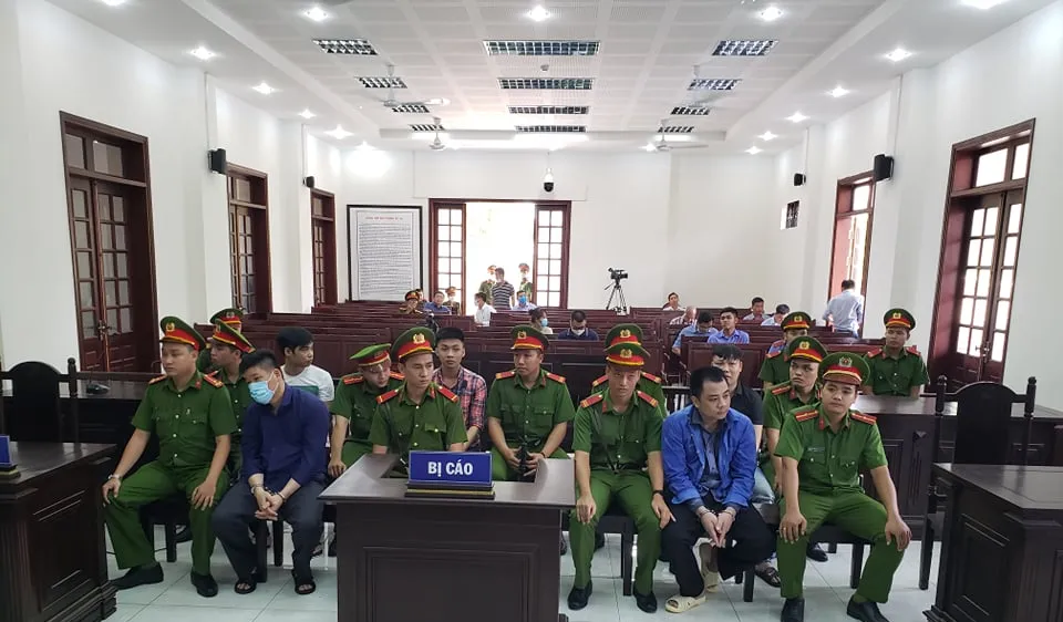 Các bị cáo tại phiên tòa