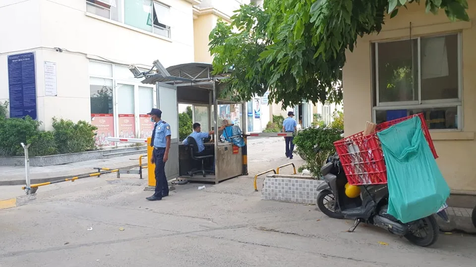 Truy xét nam thanh niên dùng hung khí tấn công 3 bảo vệ chung cư Tecco Green Nest