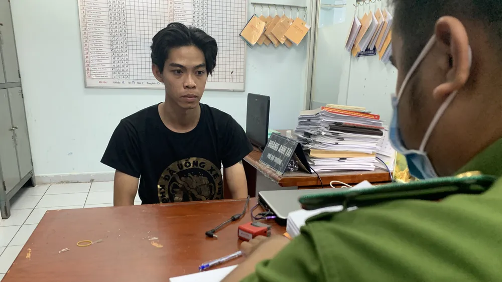 Công an lấy lời khai đối tượng Bằng