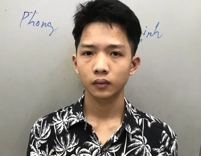 Thắng tại cơ quan công an