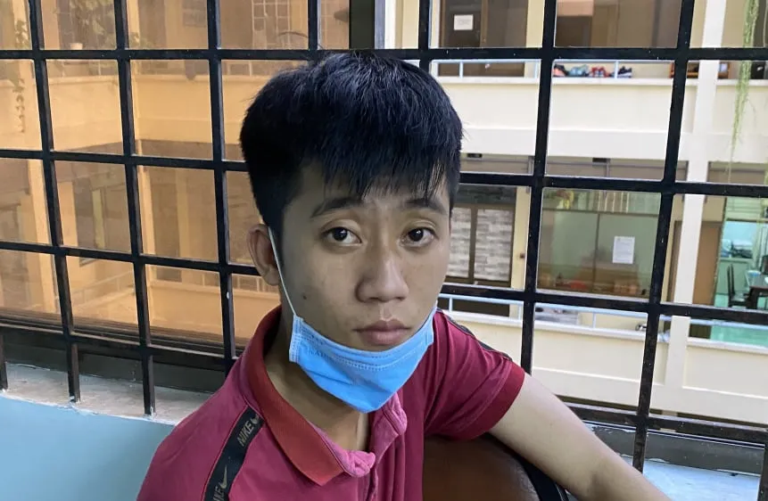 Đối tượng Điệp tại cơ quan công an. Ảnh: CHÍ THẠCH 