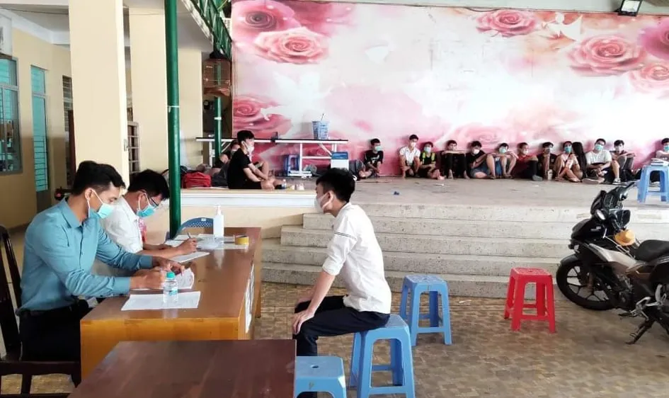 Lực lượng làm việc với các đối tượng