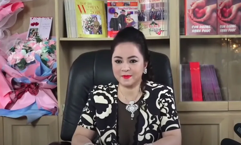 Bà Nguyễn Phương Hằng