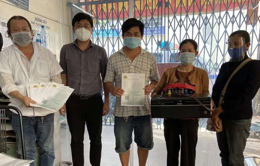 Nhóm đối tượng cùng tang vật tại cơ quan công an