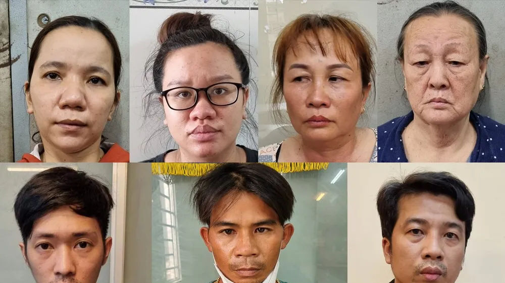 Nhóm đối tượng tại cơ quan công an. Ảnh: CHÍ THẠCH 
