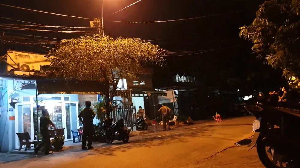 Công an phong tỏa hiện trường 