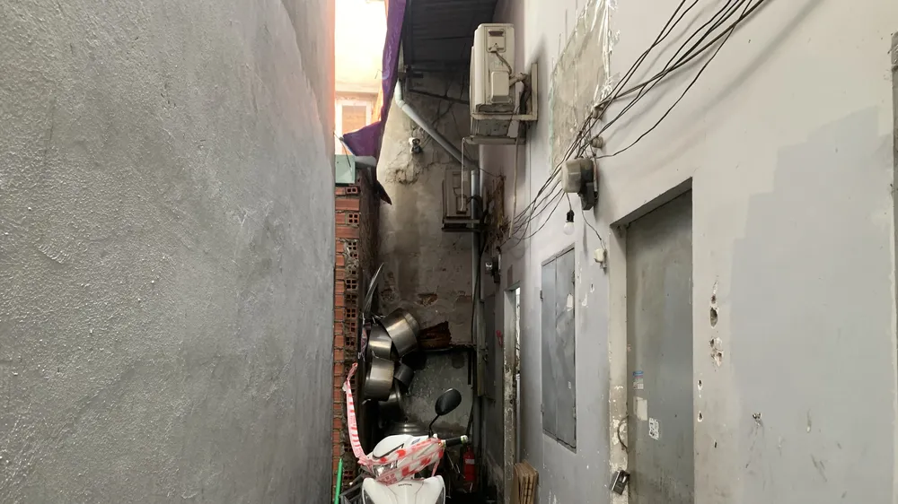 Căn phòng trọ nơi xảy ra vụ việc. Ảnh: CHÍ THẠCH 