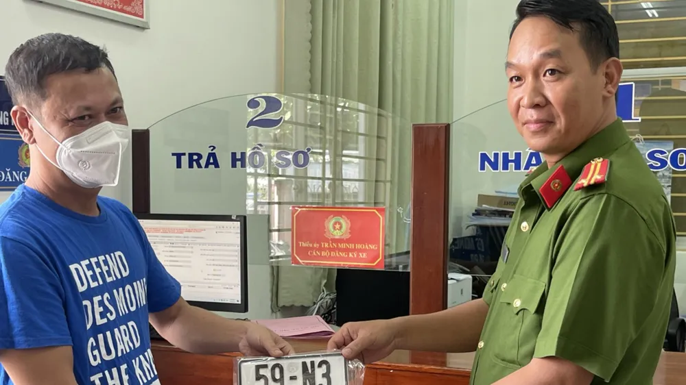 TPHCM: Người dân thuận tiện hơn khi được đăng ký, cấp biển số xe ở huyện, xã, thị trấn