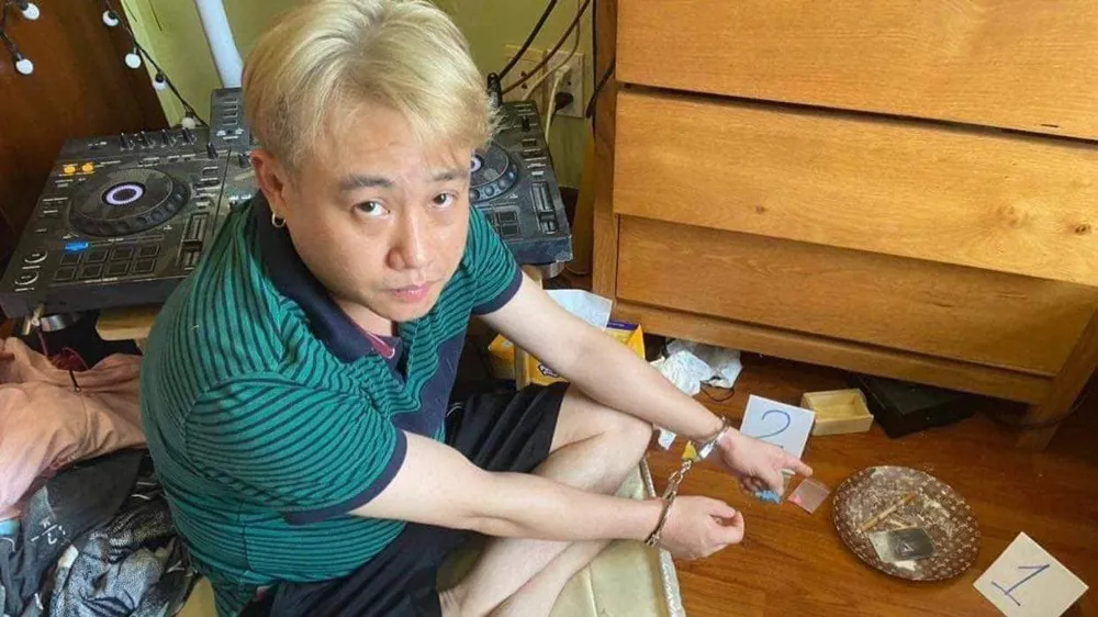 Tạm giữ diễn viên hài Hữu Tín vì tổ chức, tàng trữ, sử dụng chất ma túy