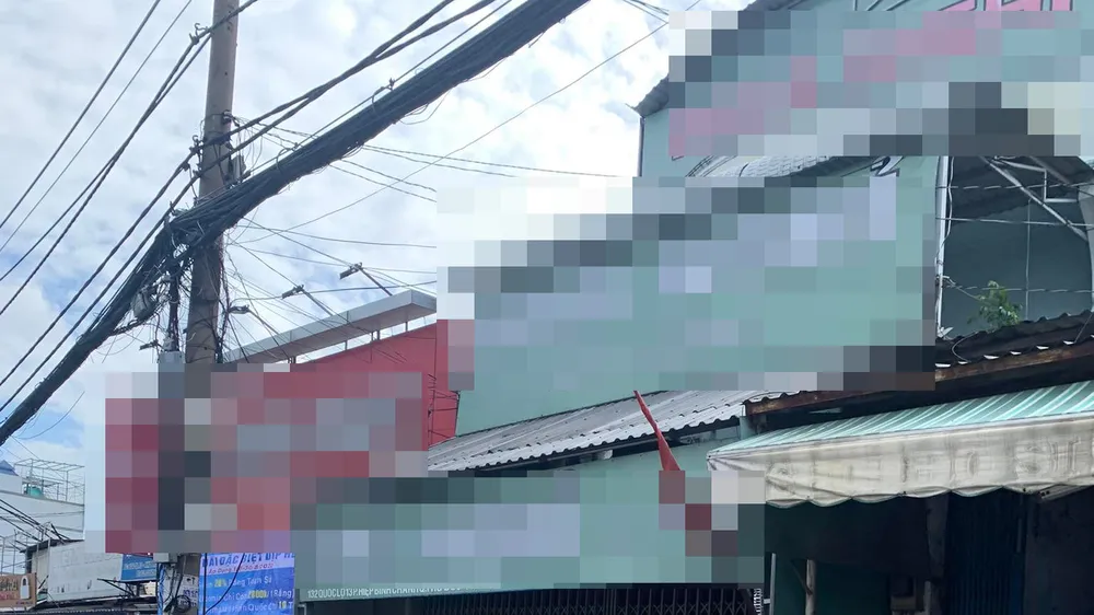 Nhà nghỉ nơi xảy ra vụ việc. Ảnh: CHÍ THẠCH