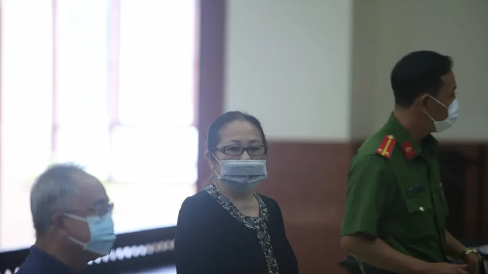Hai bị cáo tại tòa