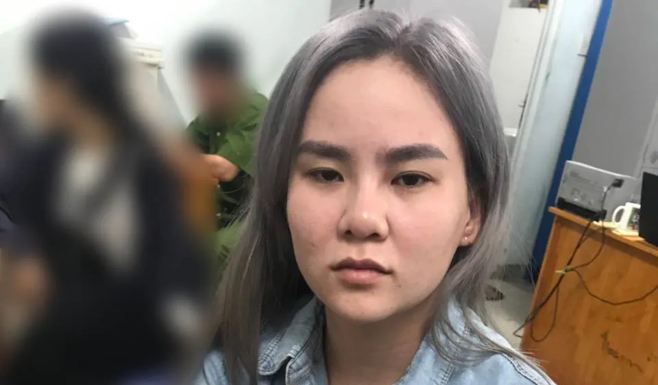 "Tú bà" Ngọc Bích tại cơ quan công an