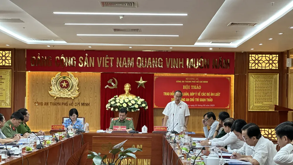 Các dự án luật của Bộ Công an phải phù hợp với đặc thù ở TPHCM