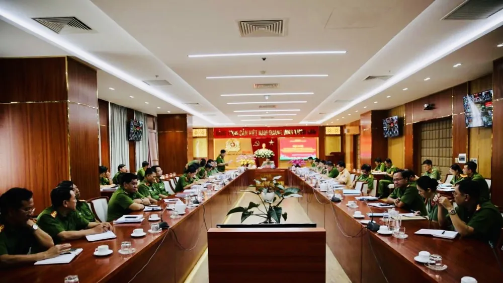 Quang cảnh hội nghị