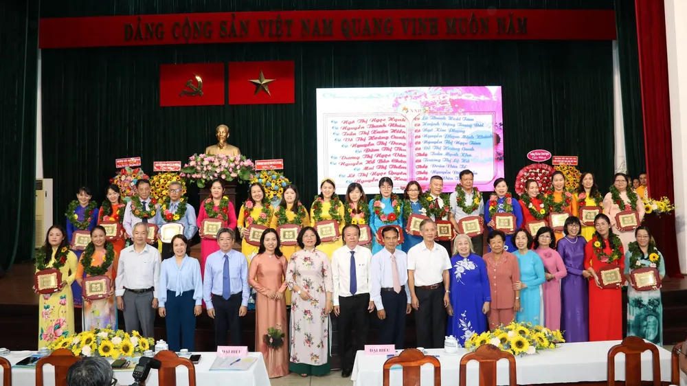 Vinh danh nhiều tập thể, cá nhân có thành tích xuất sắc trong giáo dục ở quận 5