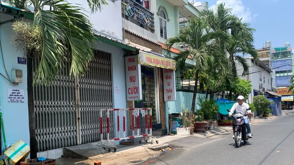 Khu vực nơi xảy ra vụ án. Ảnh: CHÍ THẠCH