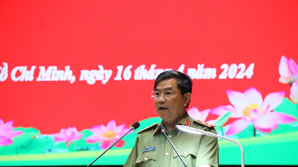 Công an TPHCM đóng góp quan trọng trong 40 năm đổi mới đất nước