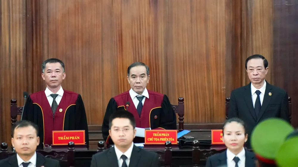 HĐXX tuyên án đối với 254 bị cáo trong "đại án" đăng kiểm