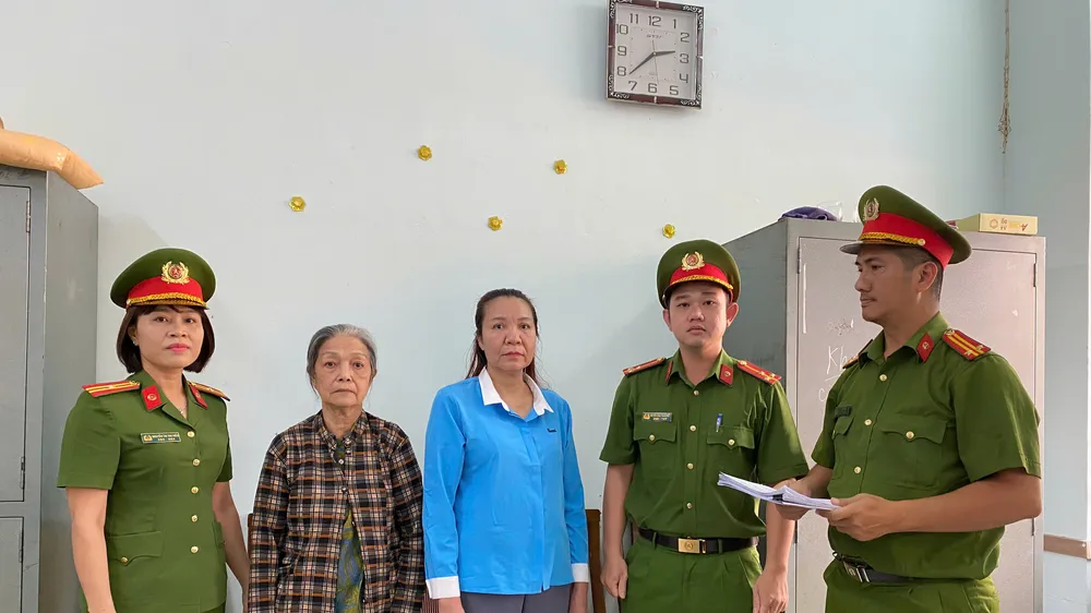 Khởi tố, bắt tạm giam chủ Mái ấm Hoa Hồng