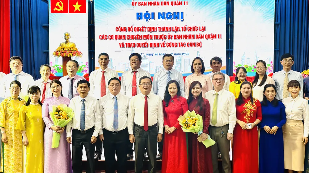 Thành lập, tổ chức lại các cơ quan chuyên môn thuộc UBND quận 11 và quận 3, Phú Nhuận