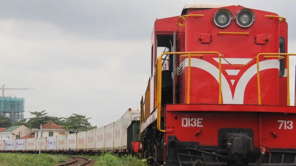 Đoàn tàu container lạnh vừa được chạy thử nghiệm