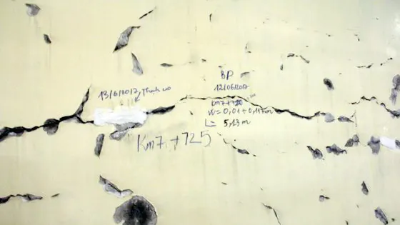 Cục Quản lý đường bộ III: "Không có vết nứt mới ở hầm Hải Vân"