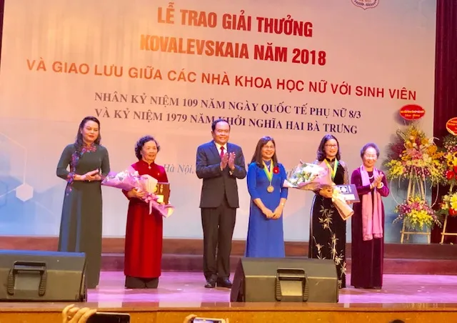 Lễ trao giải thưởng Kovalevscaia 2018