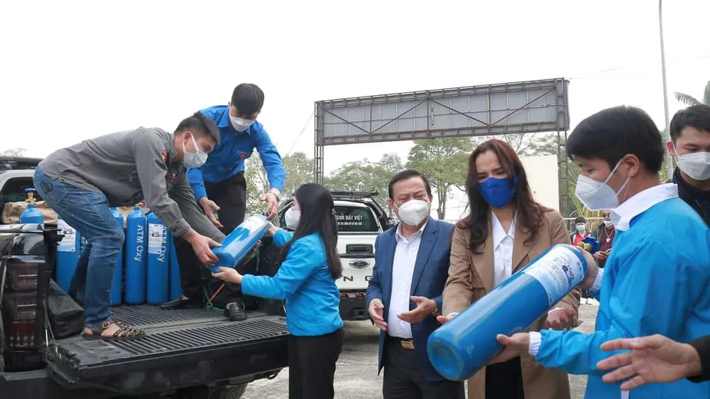 Hà Nội khởi động ATM Oxy miễn phí 