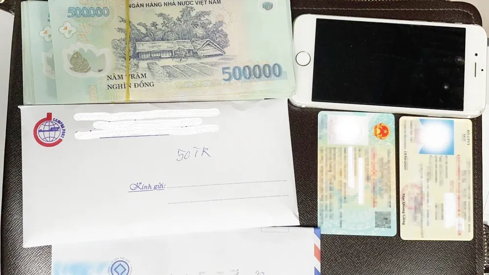 Tài sản bỏ quên tại sân bay Nội Bài