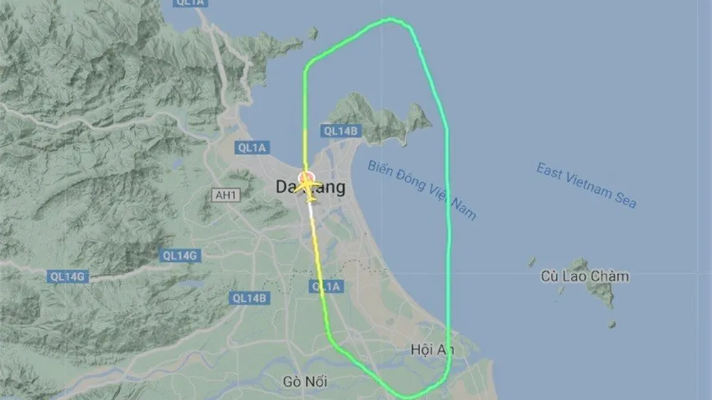 Máy bay Vietnam Airlines số hiệu VN7184 vừa cất cánh đã phải đáp khẩn cấp xuống sân bay Đà Nẵng trưa 27-7. Ảnh: Flightradar.
