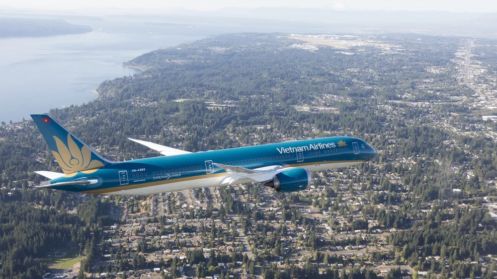 Máy bay Vietnam Airlines hạ cánh khẩn cấp tại Azerbaijan để cấp cứu hành khách