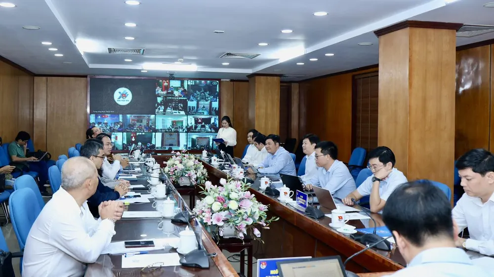 Trung ương Đoàn tổ chức hội nghị trực tuyến triển khai đợt thi đua tình nguyện tham gia hỗ trợ hoàn thành 3.000km đường bộ cao tốc