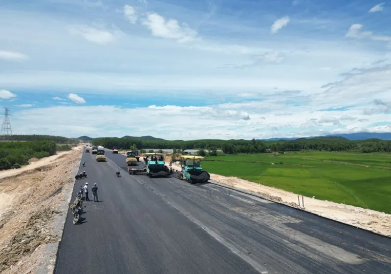 Kế hoạch thông xe 5 dự án đường bộ cao tốc trước ngày 30-4
