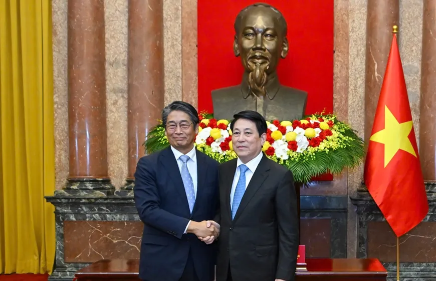 Chủ tịch nước Lương Cường tiếp ông Nakasone Yasutaka, Hạ nghị sĩ, Trưởng Ban Thanh niên Đảng Dân chủ tự do Nhật Bản