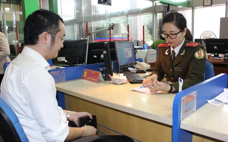 Hộ chiếu phổ thông qua thời hạn 10 năm sẽ không được gia hạn
