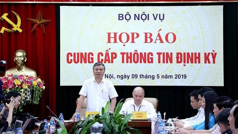 Bỏ hình thức kỷ luật giáng chức không làm mất tính nghiêm minh