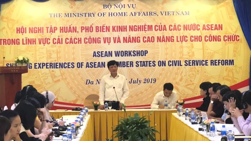 Các nước Đông Nam Á ngồi lại chia sẻ kinh nghiệm quản lý công vụ