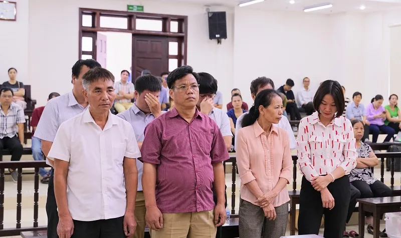 3 "quan xã" lĩnh án 21 năm tù vì sai phạm bồi thường đất