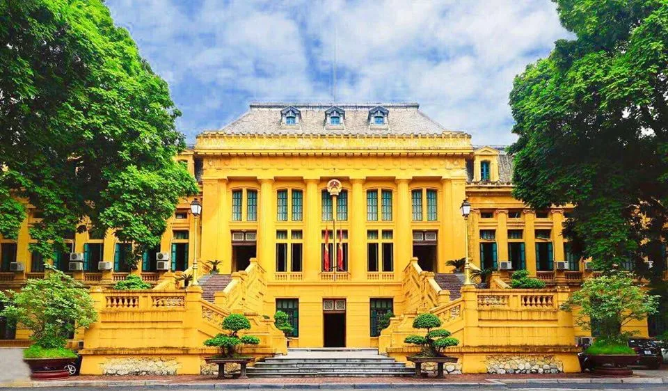 Tạm dừng xét xử các phiên tòa đến hết tháng 3-2020