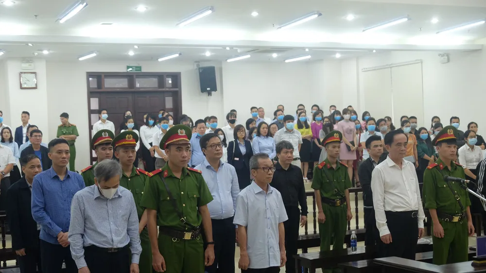 Hai cựu Phó Tổng Giám đốc BIDV bị tuyên phạt tổng cộng 14 năm 6 tháng tù