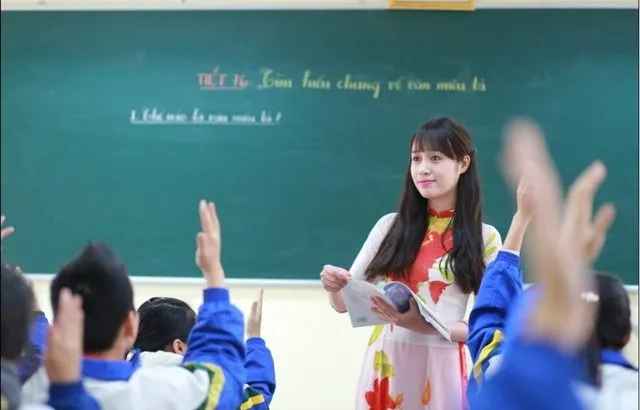 Bộ Nội vụ đề xuất bỏ hàng loạt chứng chỉ bồi dưỡng đối với công chức, viên chức