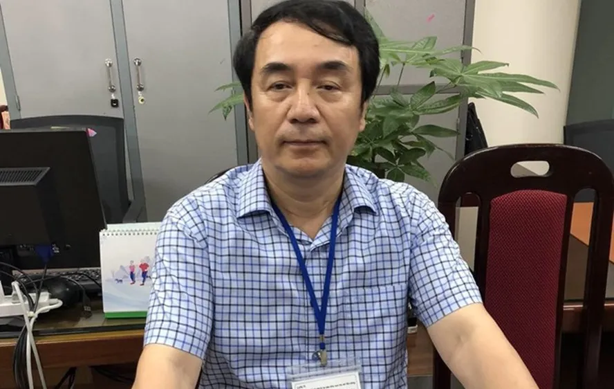 Khởi tố ông Trần Hùng, cựu cán bộ Tổng cục Quản lý thị trường