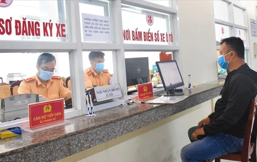 Hệ thống đăng ký xe của lực lượng cảnh sát giao thông cả nước đã tích hợp trực tuyến 