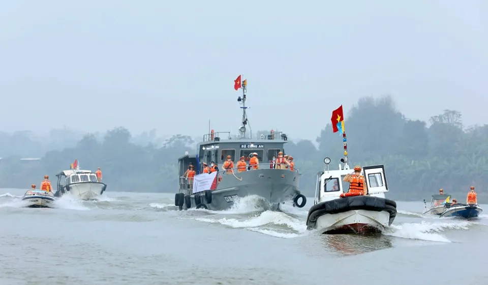 Lực lượng CSGT triển khai kế hoạch trên tuyến đường thủy