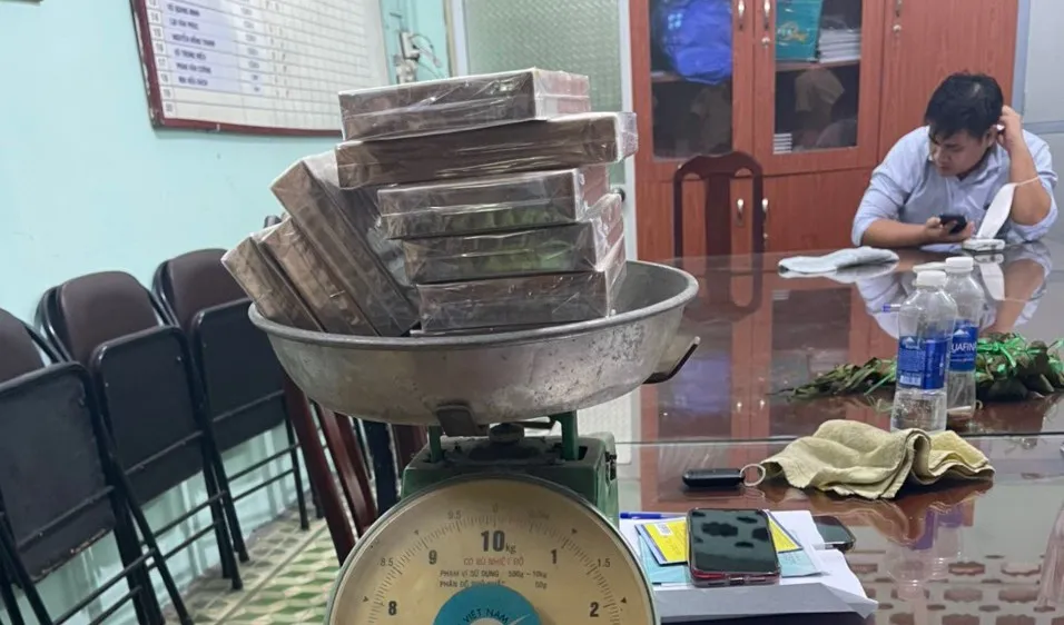 Triệt phá đường dây mua bán, vận chuyển ma túy xuyên quốc gia bằng đường thuỷ