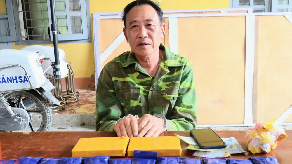 Bắt 2 đối tượng, thu giữ lượng lớn ma túy