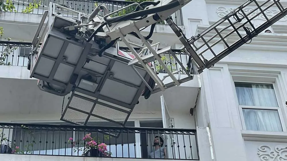 Cháy khách sạn ở Hà Nội